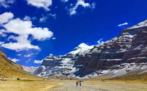 22-Day Hong Kong Chengdu Lhasa EBC Kailash Kathmandu Tour with Tibet Train Experience