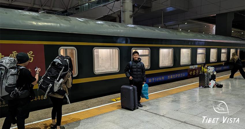 Take Tibet train