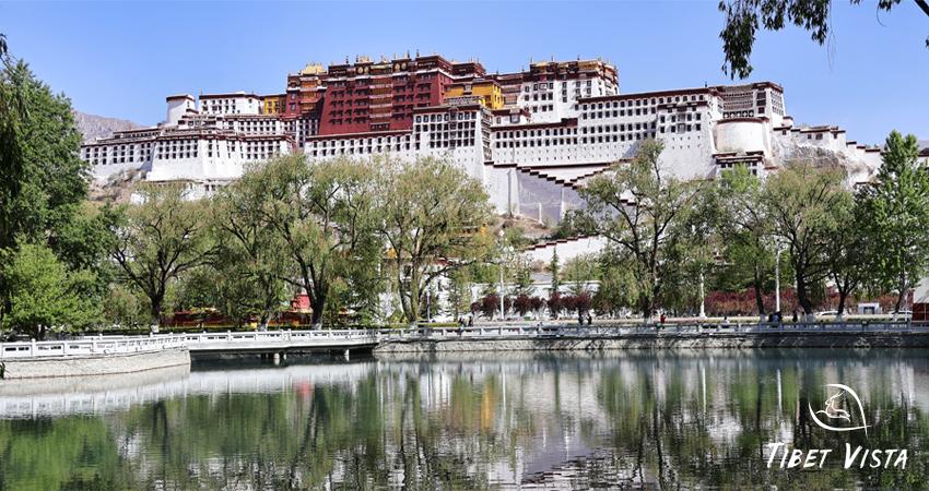 Finally, safely arrived in the sacred Lhasa city