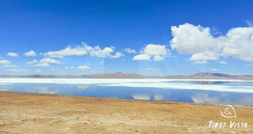 A breathtaking landscape view taken from the Tibet train window