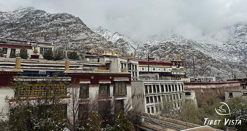 Drepung Monastery snow