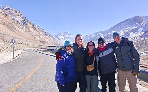 Hotels for Tibet Everest Base Camp Tour: Best Stays (Updated for [!year_txt!])