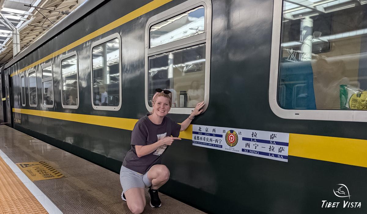 excited to board xining lhasa train