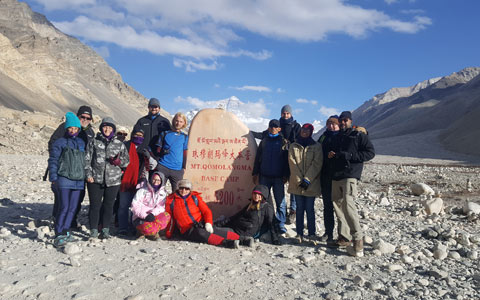Drive to Everest Base Camp in Tibet