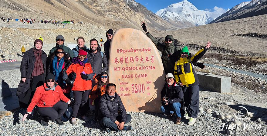 A Story of a Russian Female Solo Traveler to Visit Mt.Everest and Mount Kailash in Tibet