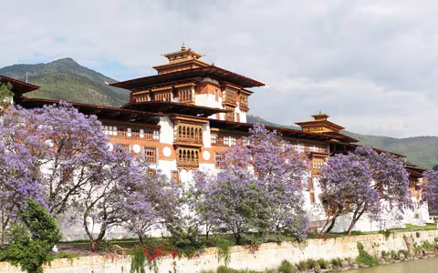 12 Days Tibet and Bhutan Scenic and Cultural Discovery Tour