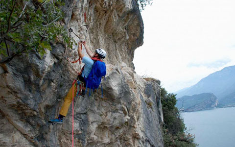 Top 10 Adventure Activities in Bhutan: find the best way to enjoy a Bhutan adventure tour