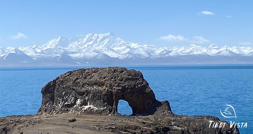 The Sacred Elephant Gate at Namtso Lake.