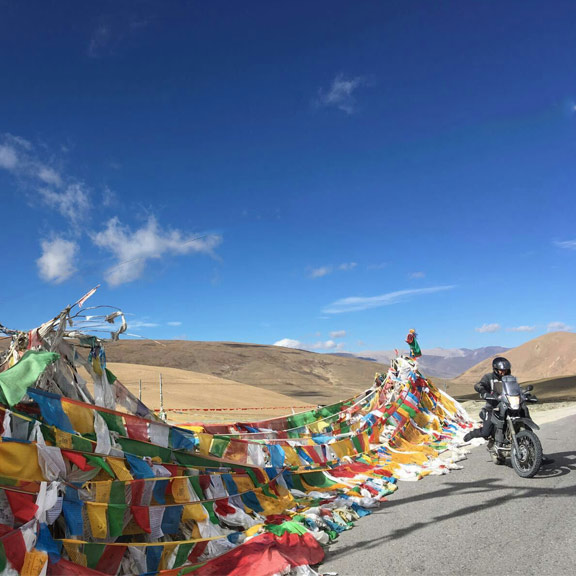 custom tibet motorbike tour
