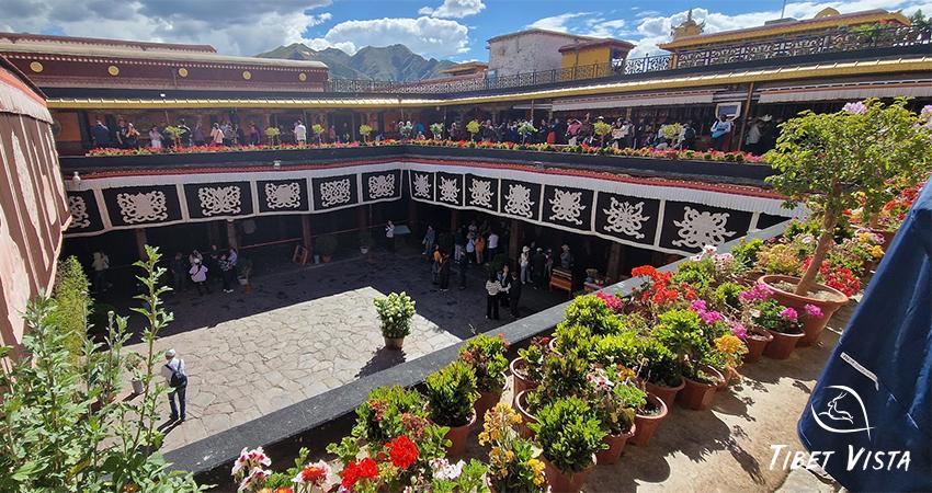 Jokhang temple