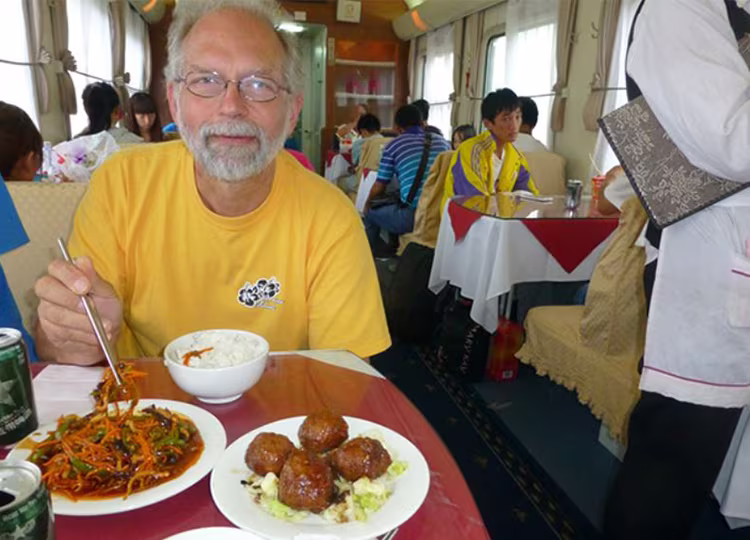 tibet train experience image