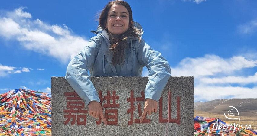 Took photos with the Gyatsola Pass