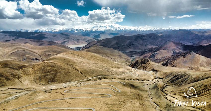 Travel through winding roads to Tibet Everest Base Camp