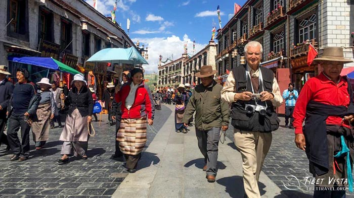 visit barkhor street visit barkhor street