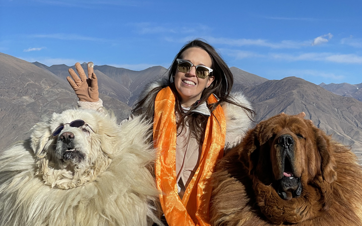 Visit Yamdrok Lake in Winter